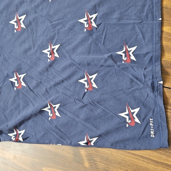 NIKE TSHIRT - Picture 2 of 10